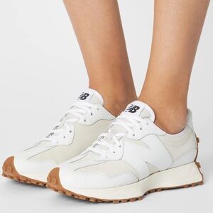New Balance 327 sneakers